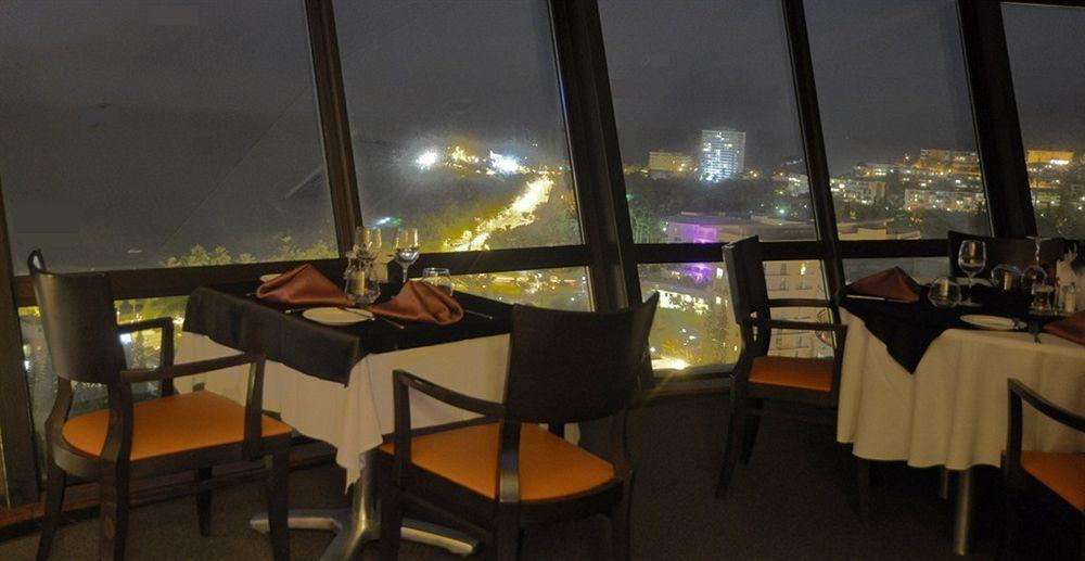 รามาด้า โฮเต็ล แอนด์ สวีทส์ โนเม Hotel นูเมีย ภายนอก รูปภาพ