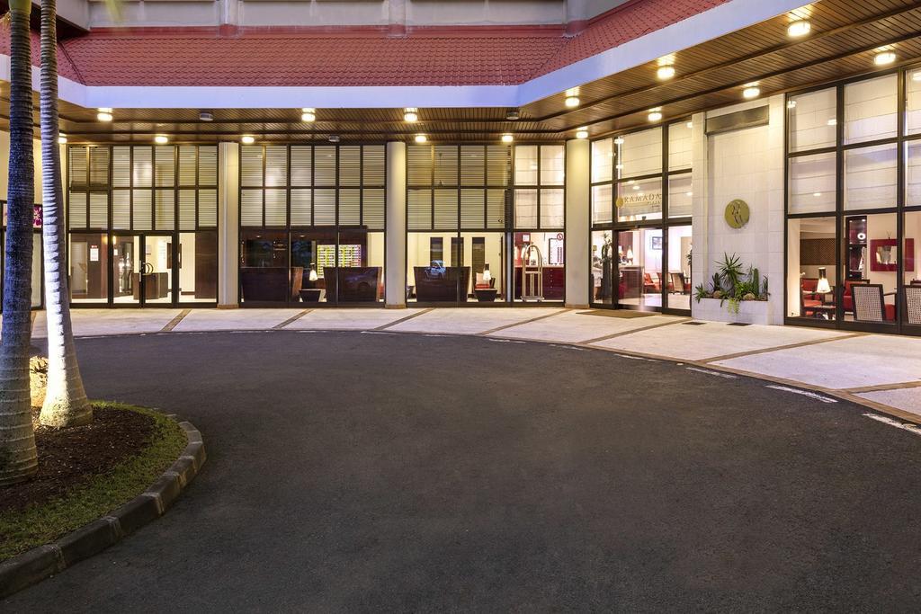 รามาด้า โฮเต็ล แอนด์ สวีทส์ โนเม Hotel นูเมีย ภายนอก รูปภาพ