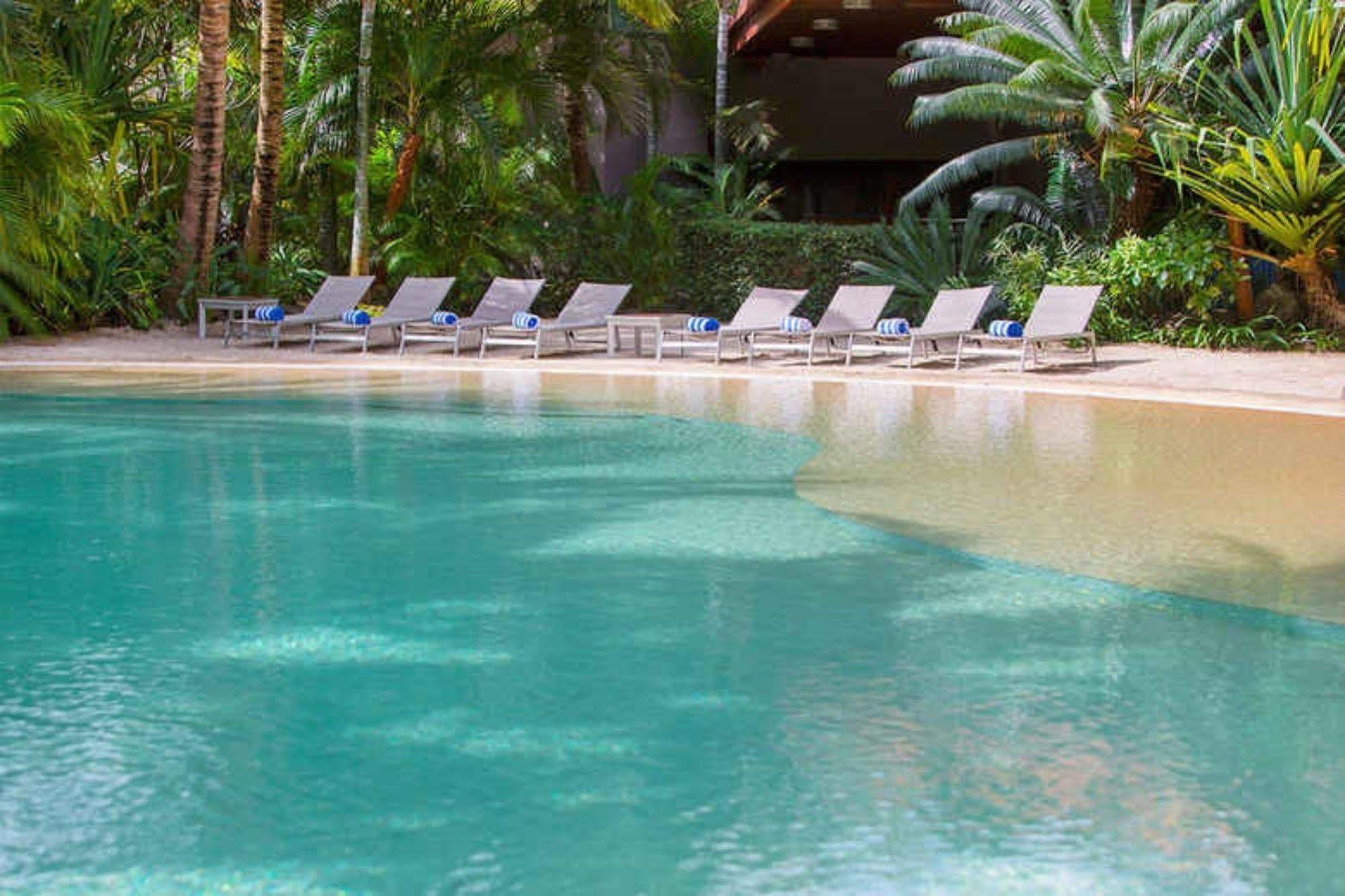 รามาด้า โฮเต็ล แอนด์ สวีทส์ โนเม Hotel นูเมีย ภายนอก รูปภาพ