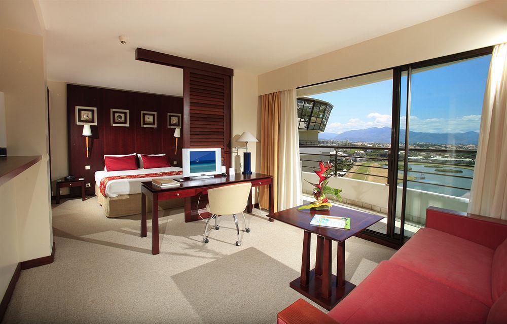 รามาด้า โฮเต็ล แอนด์ สวีทส์ โนเม Hotel นูเมีย ภายนอก รูปภาพ